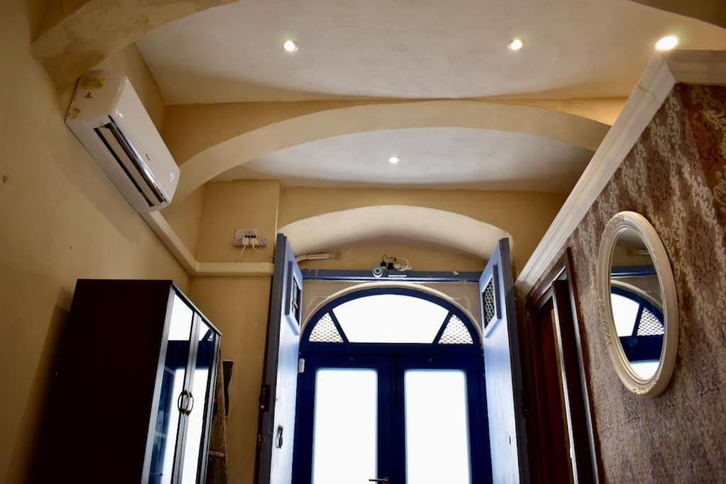 City Centre Pied-A-Terre Near Food Market And Walking Distance To Bus Terminus Valletta Luaran gambar